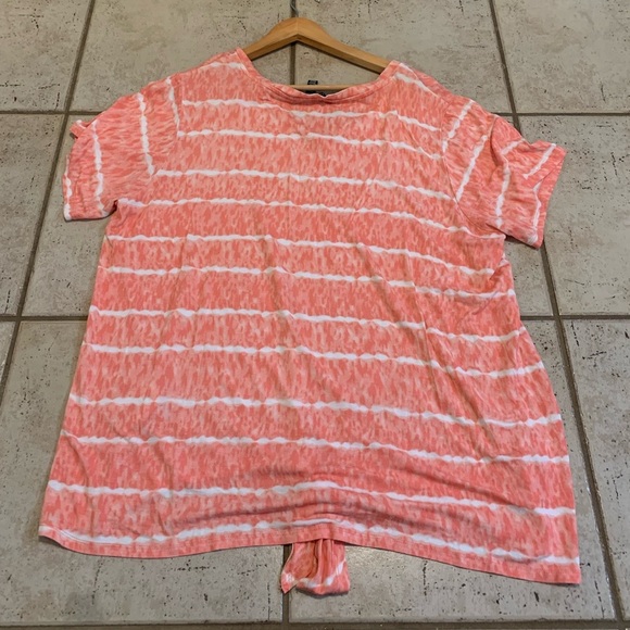 Ellen Tracy Tie-Front Tie-Dye T-Shirt 1X - Picture 3 of 8